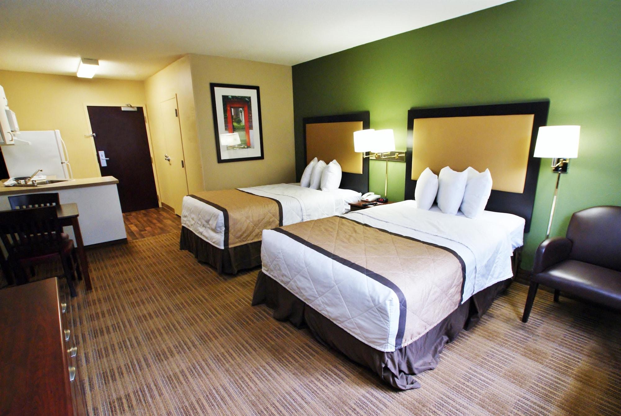 Extended Stay America Suites - Philadelphia - Plymouth Meeting - East Экстерьер фото