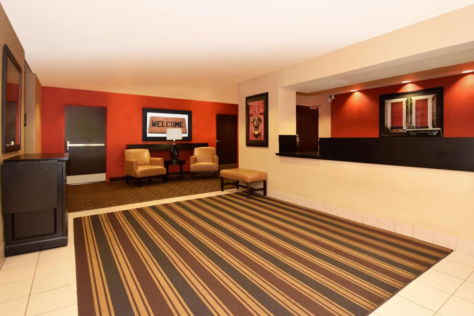 Extended Stay America Suites - Philadelphia - Plymouth Meeting - East Экстерьер фото