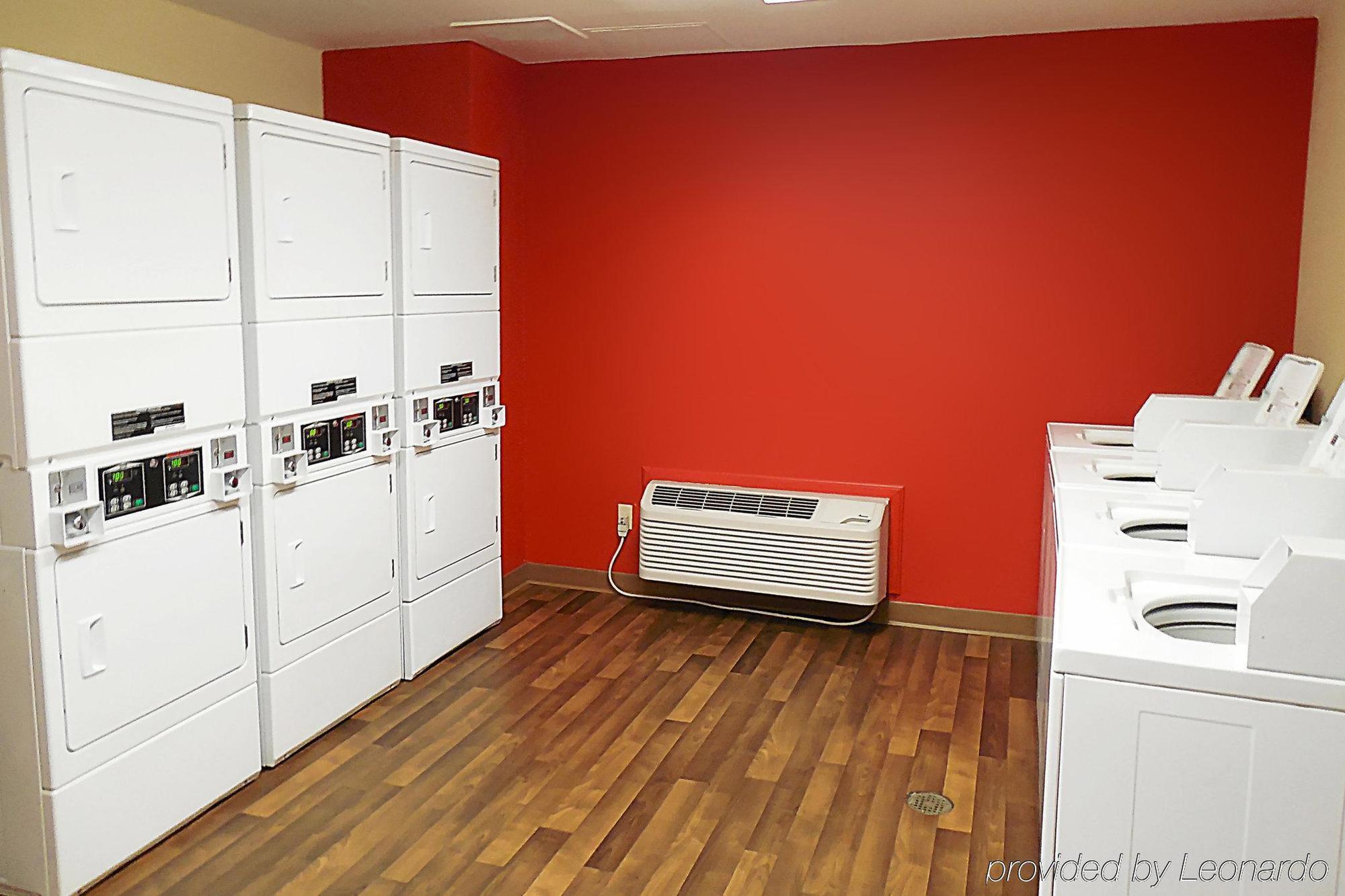 Extended Stay America Suites - Philadelphia - Plymouth Meeting - East Экстерьер фото